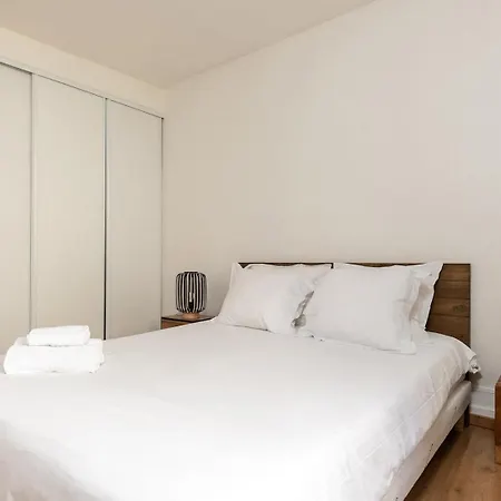 Bnbnook - Elegant 1br Near Champ De Mars & Eiffel Apartment *